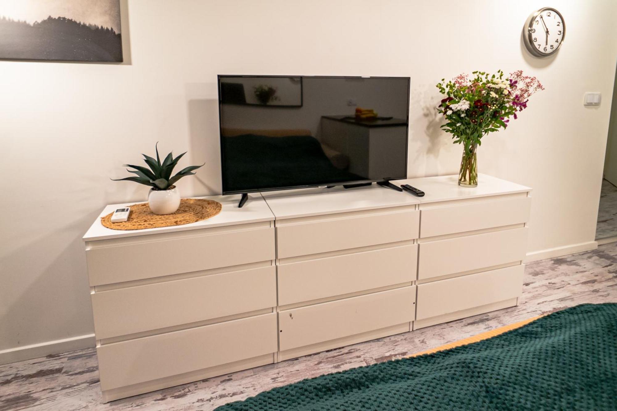 Apartamenty Triton Park Varşovia Exterior foto