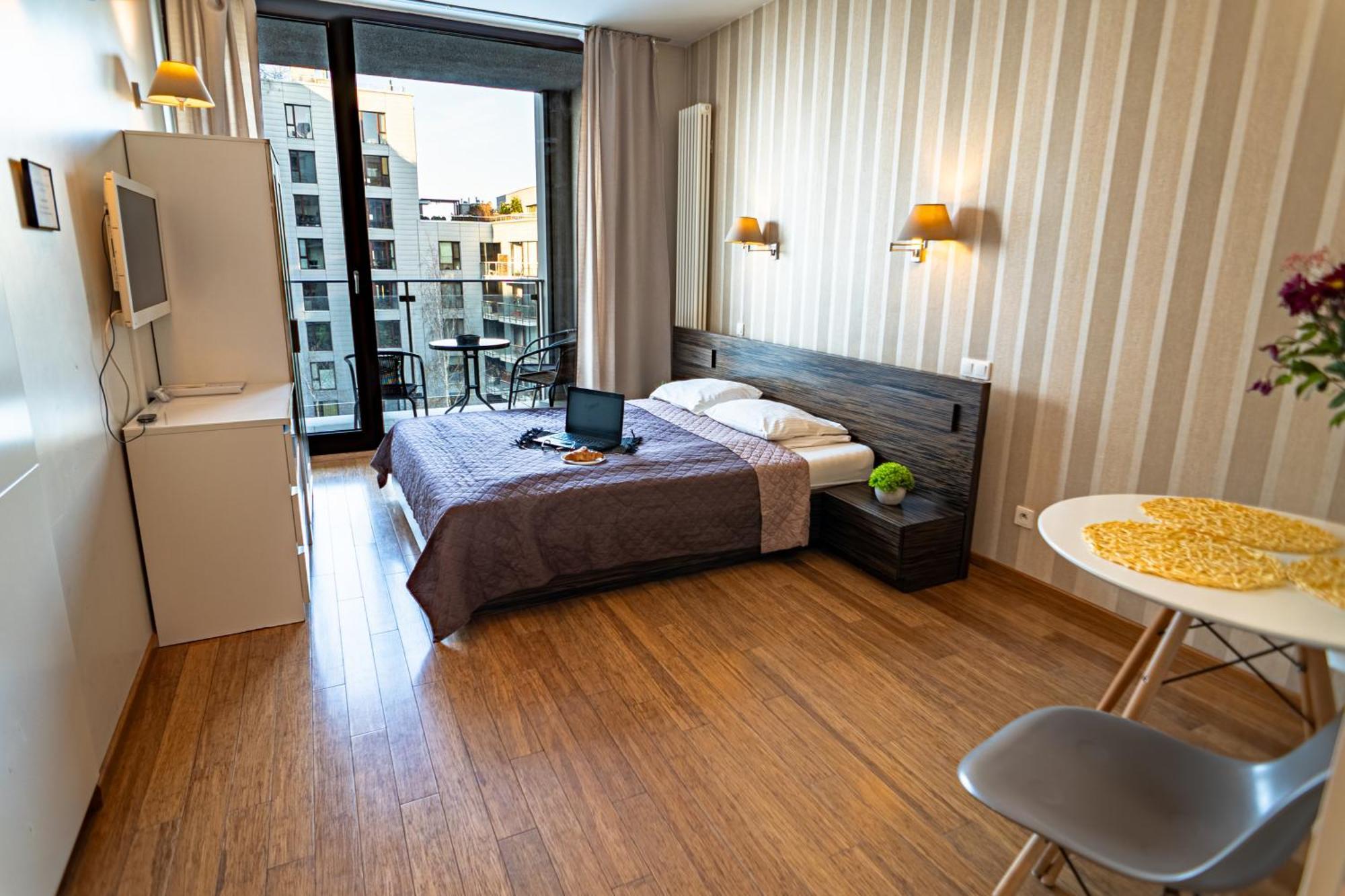 Apartamenty Triton Park Varşovia Exterior foto