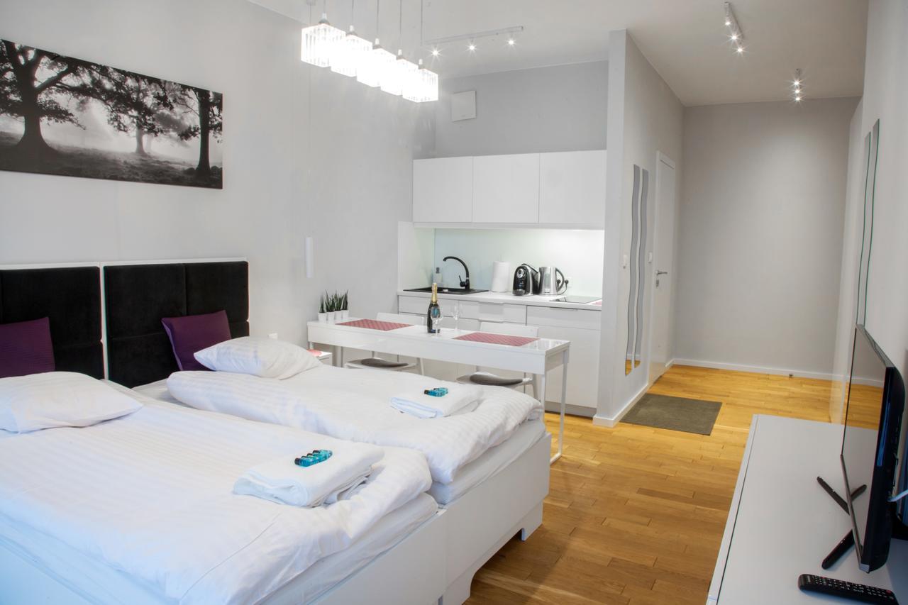 Apartamenty Triton Park Varşovia Exterior foto