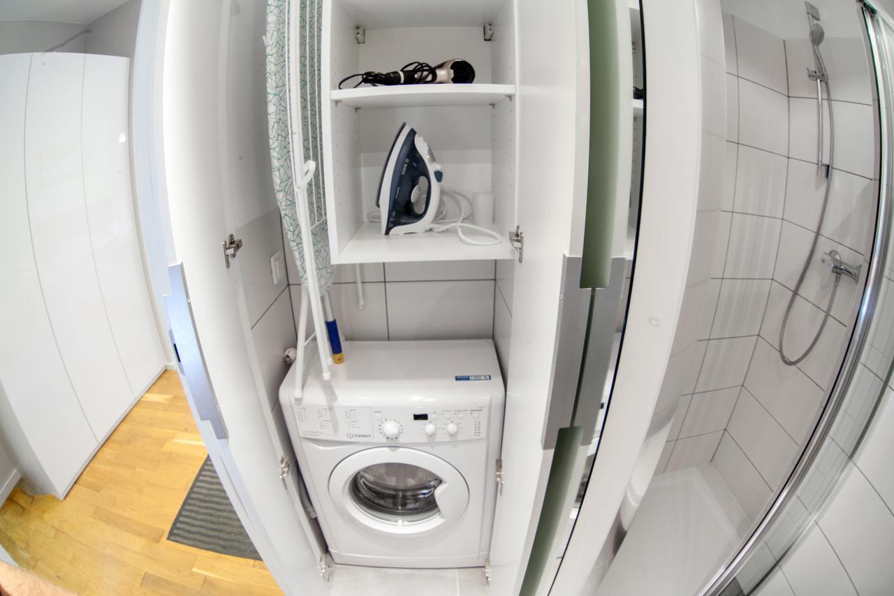 Apartamenty Triton Park Varşovia Exterior foto